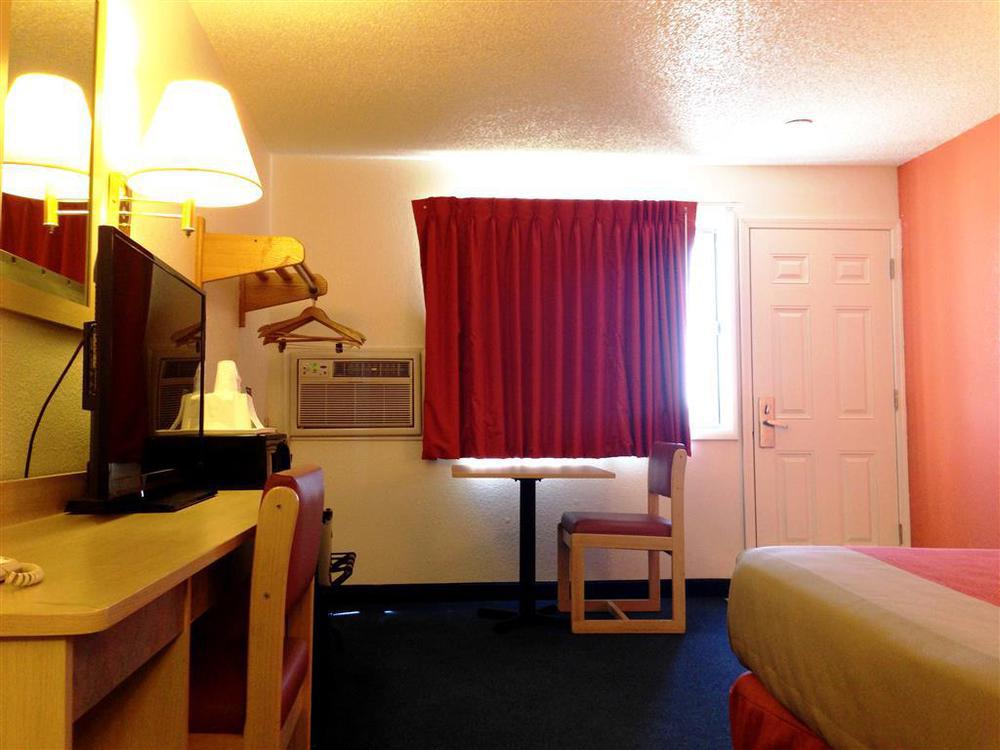 Motel 6-Colby, Ks Стая снимка