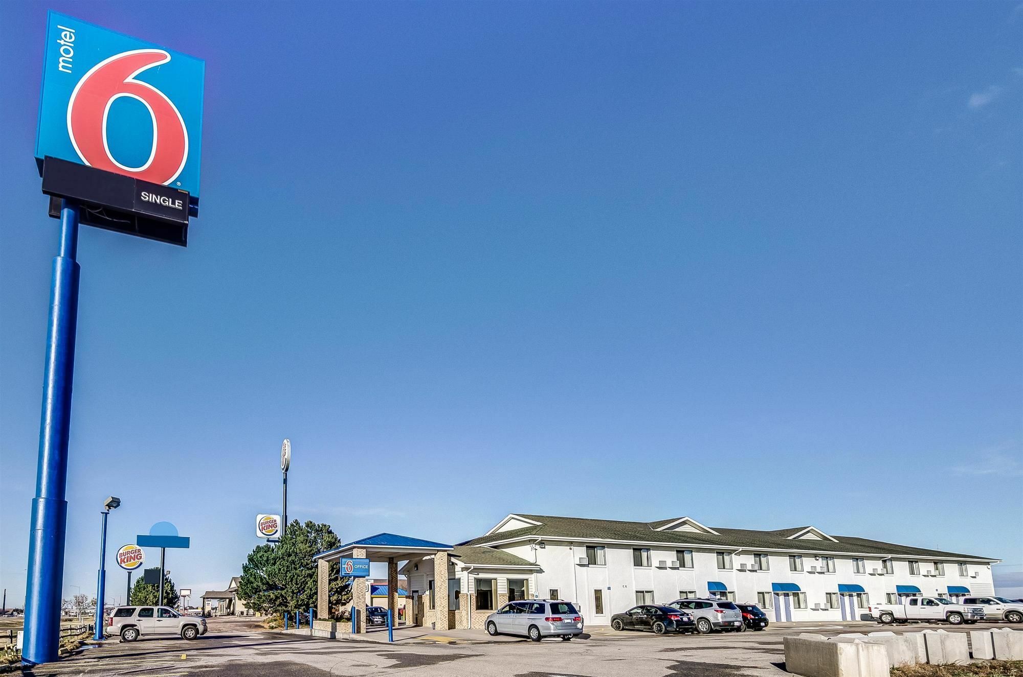 Motel 6-Colby, Ks Екстериор снимка