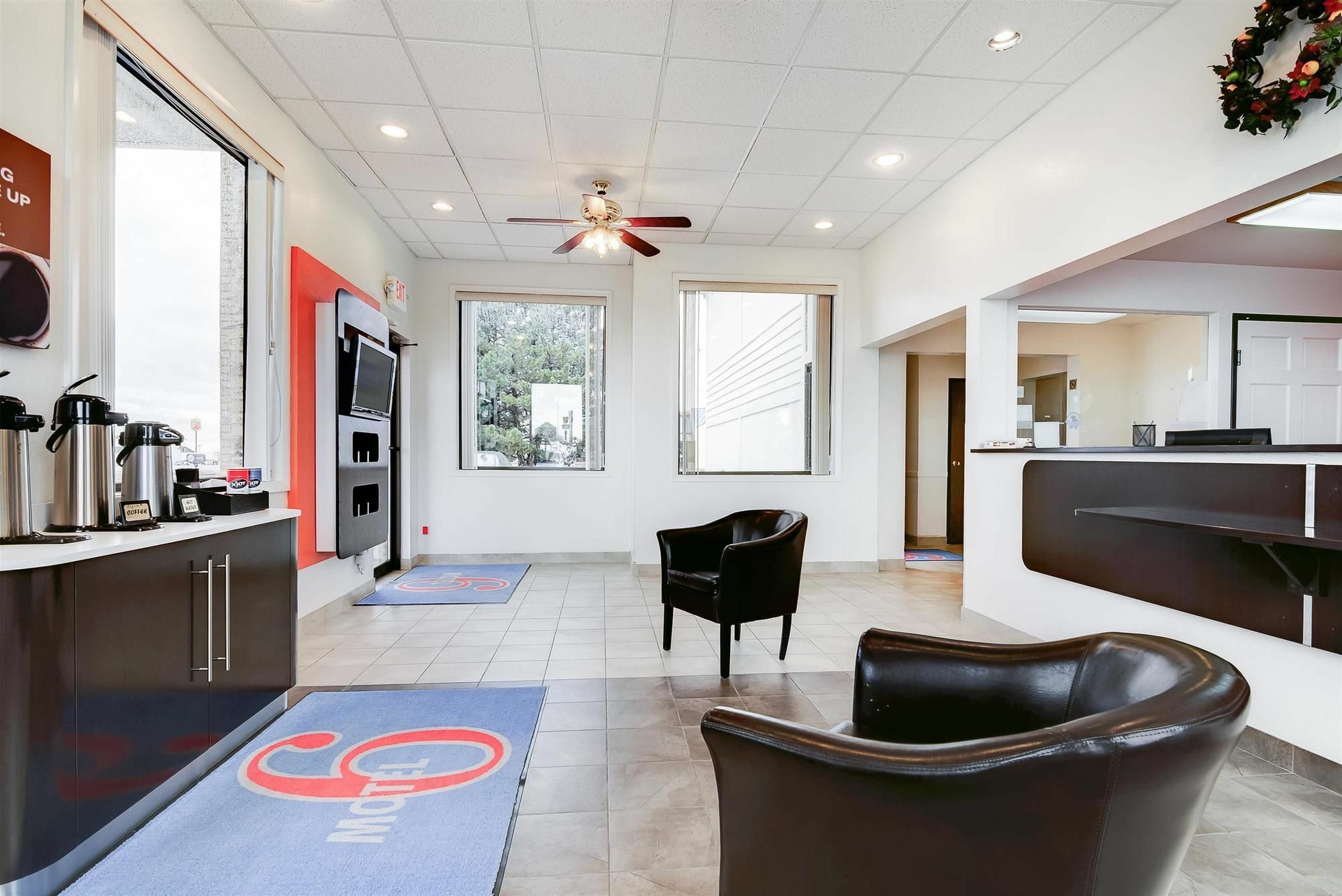 Motel 6-Colby, Ks Екстериор снимка