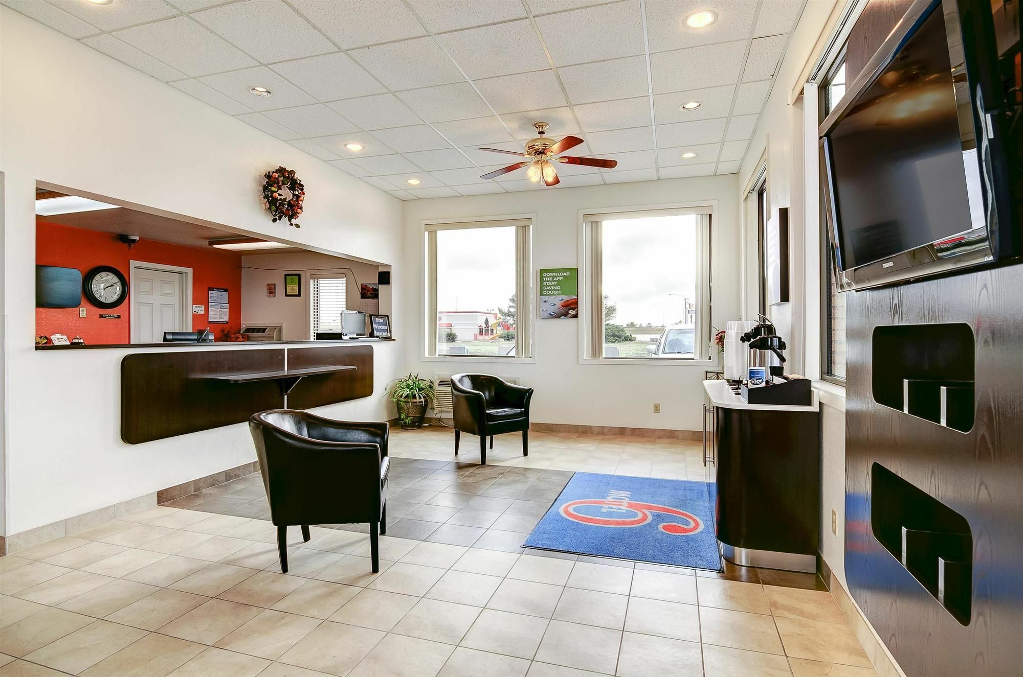 Motel 6-Colby, Ks Екстериор снимка